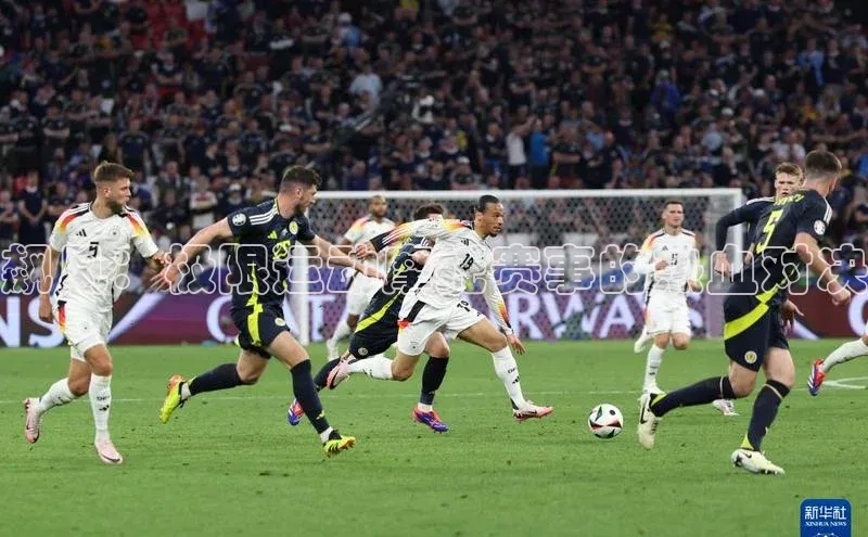 球盟体育app最新版引力传媒飙风：极限运动摩托赛事的热血对决